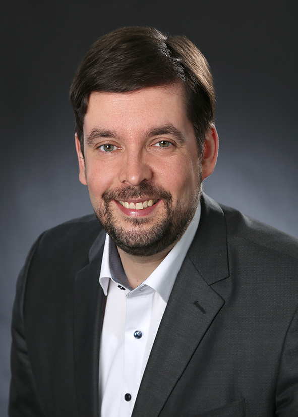 Dr. Patrick Lechner